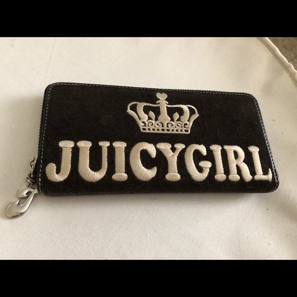 Juicy Couture Velour wallet